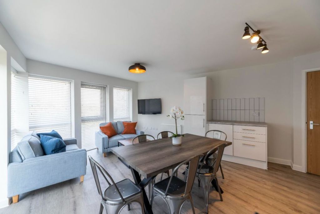 Property photo 3 of 10 1Fsf5 - Living Area / Kitchen