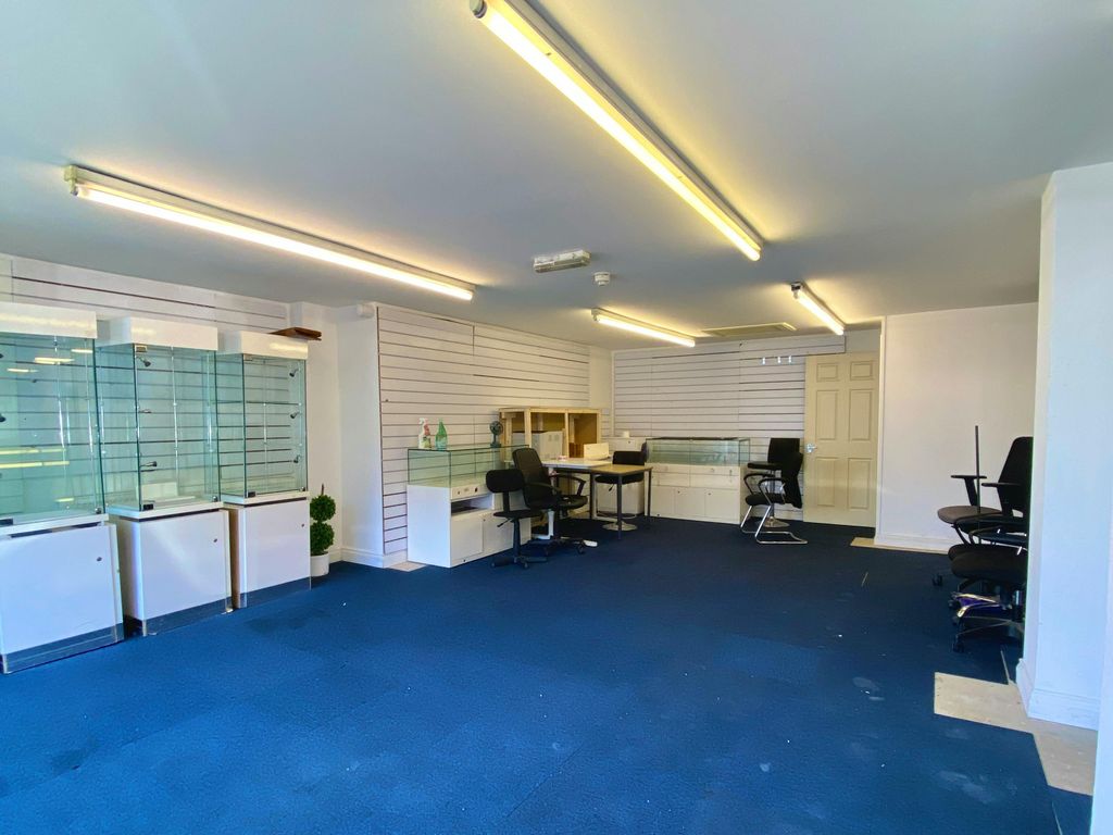 Property photo 3 of 7 Img_2624.Jpg