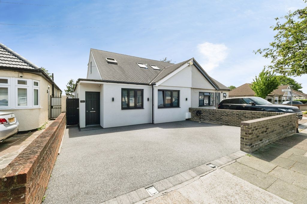 Property photo 1 of 36 Pbox-Img.Jpg