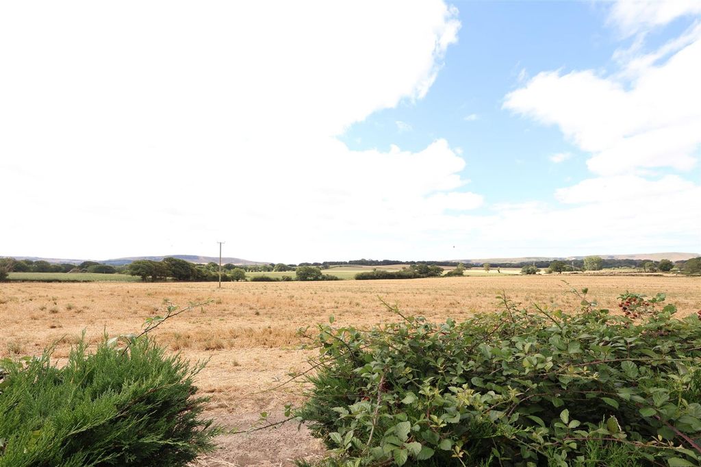 Property photo 2 of 18 Neighboring Farmland