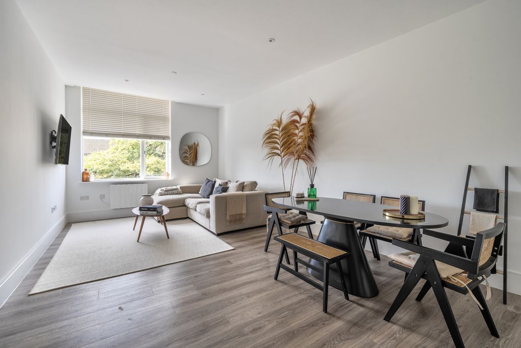 Property photo 1 of 20 1355236-17-68c81c...