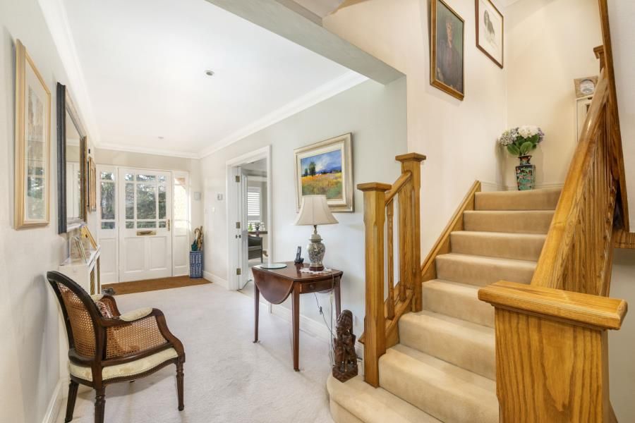 Property photo 3 of 21