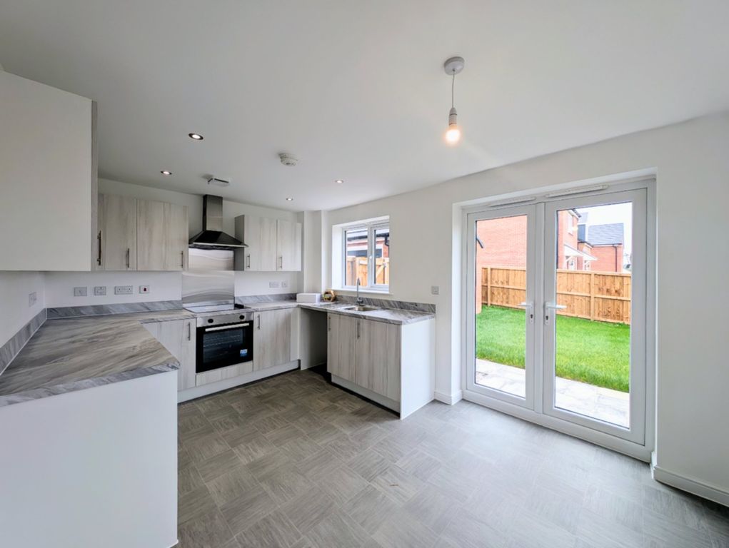 Property photo 2 of 19 Picture No. 03