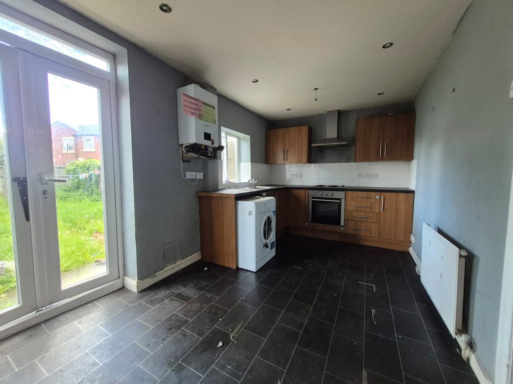 Property photo 3 of 11 Picture No. 30