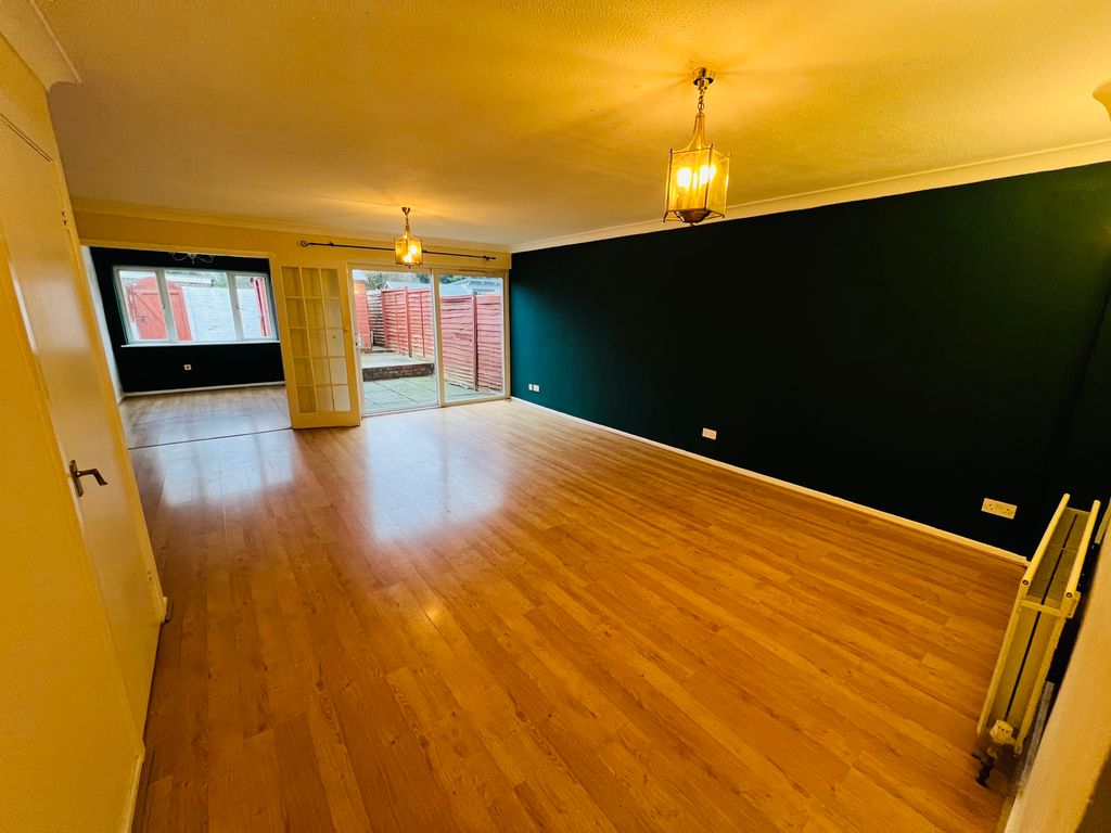 Property photo 3 of 13 Living Room