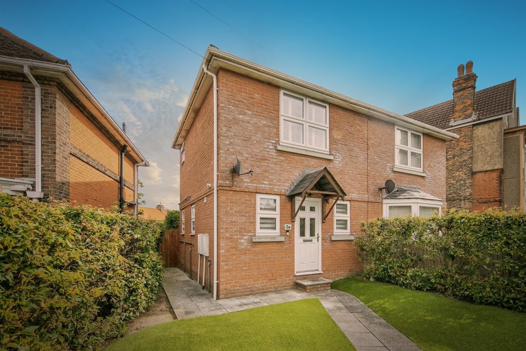 Property photo 3 of 18