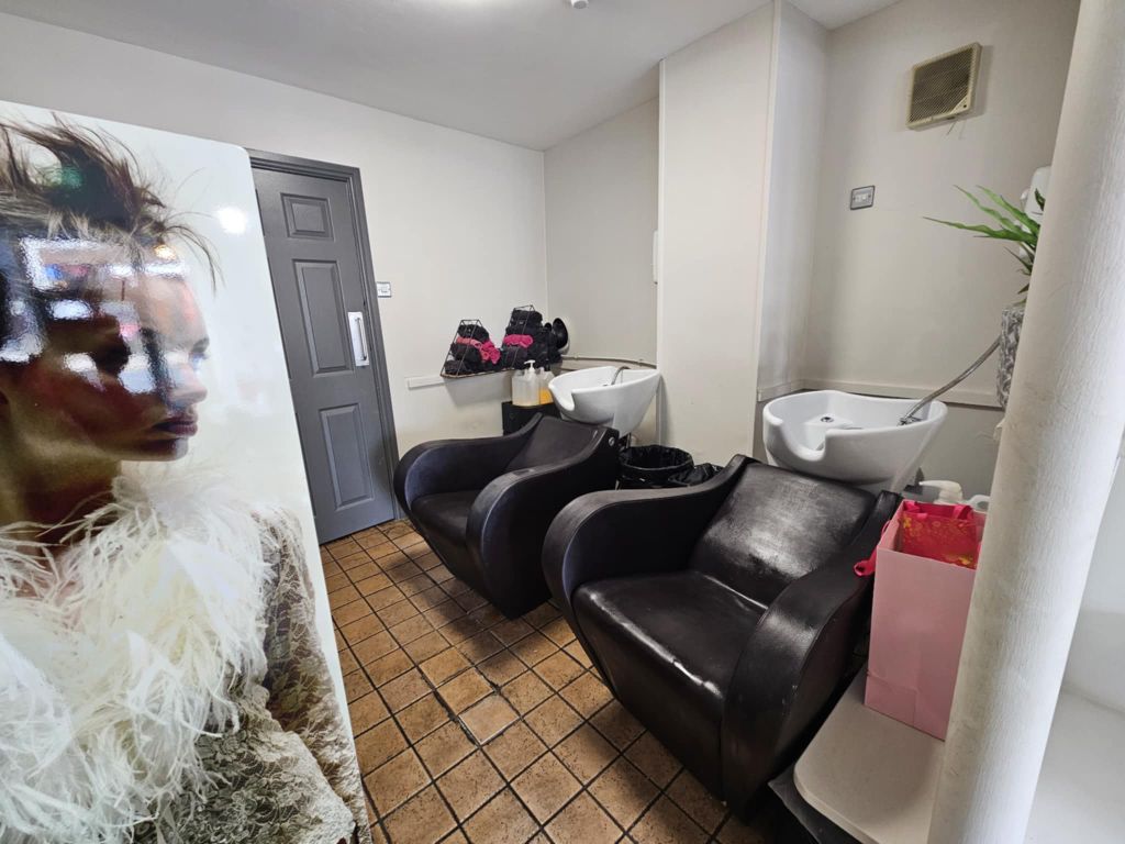 Property photo 3 of 5