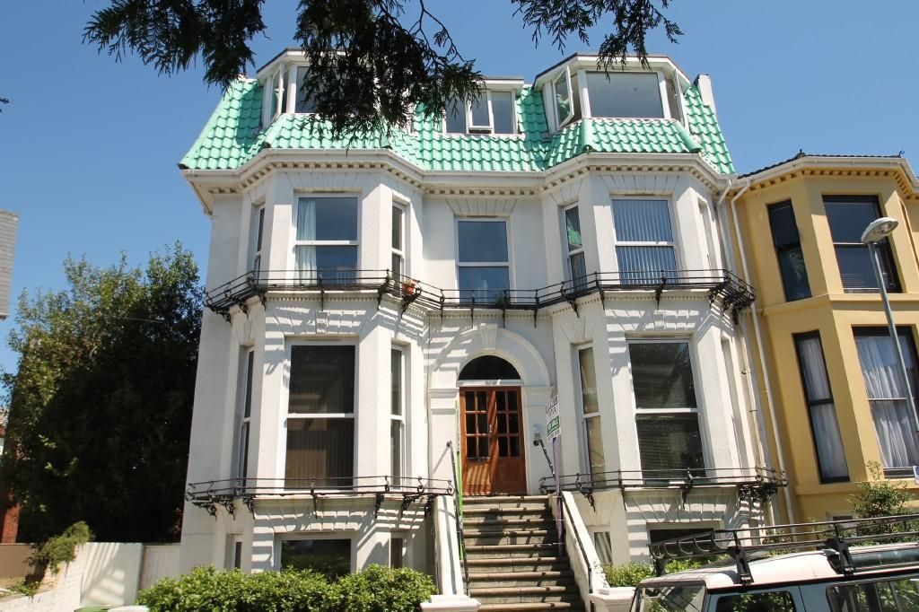 Property photo 1 of 7 Exterior