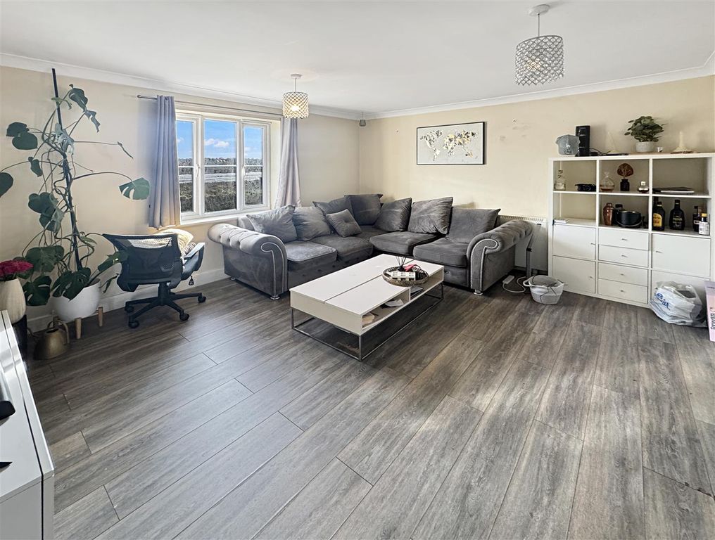 Property photo 2 of 10 498B8E821Be871223B4E8124267F40Afbb6E541E.Jpg