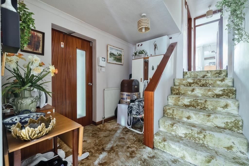 Property photo 2 of 27 Hallway