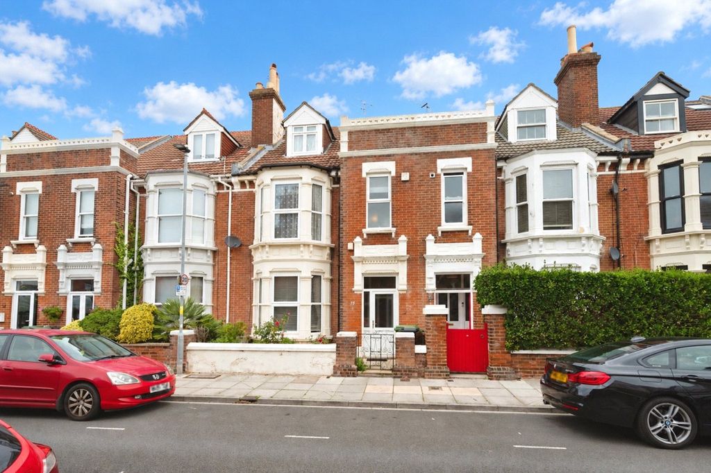 Property photo 1 of 17 Picture No. 27