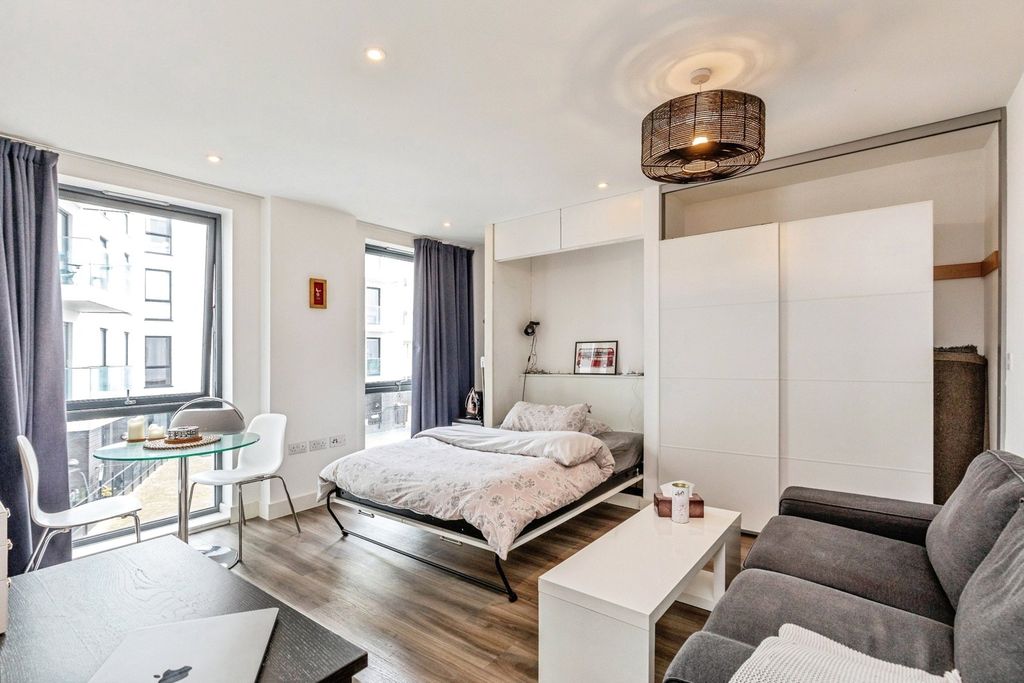Property photo 1 of 7 Pbox-Img.Jpg
