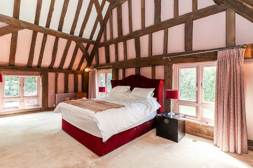 Property photo 3 of 15 Bedroom