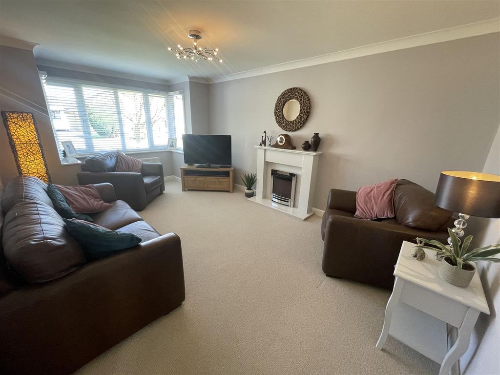 Property photo 2 of 35 7 Lin 22.Jpeg