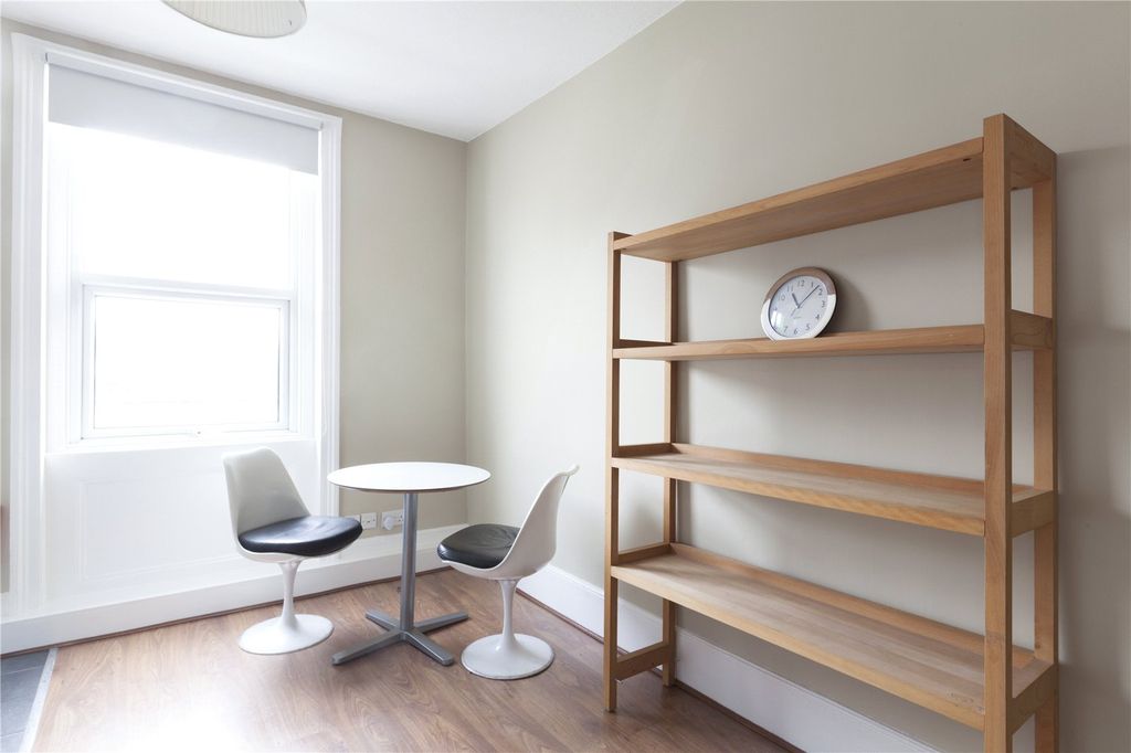 Property photo 3 of 4 Picture No. 03