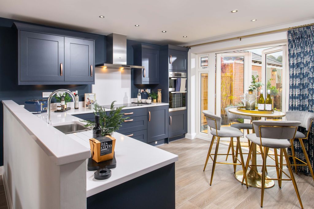 Property photo 2 of 10 Open-Plan Family Kitchen-Diner