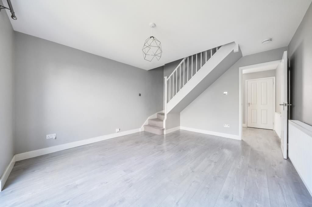 Property photo 2 of 20 Reception