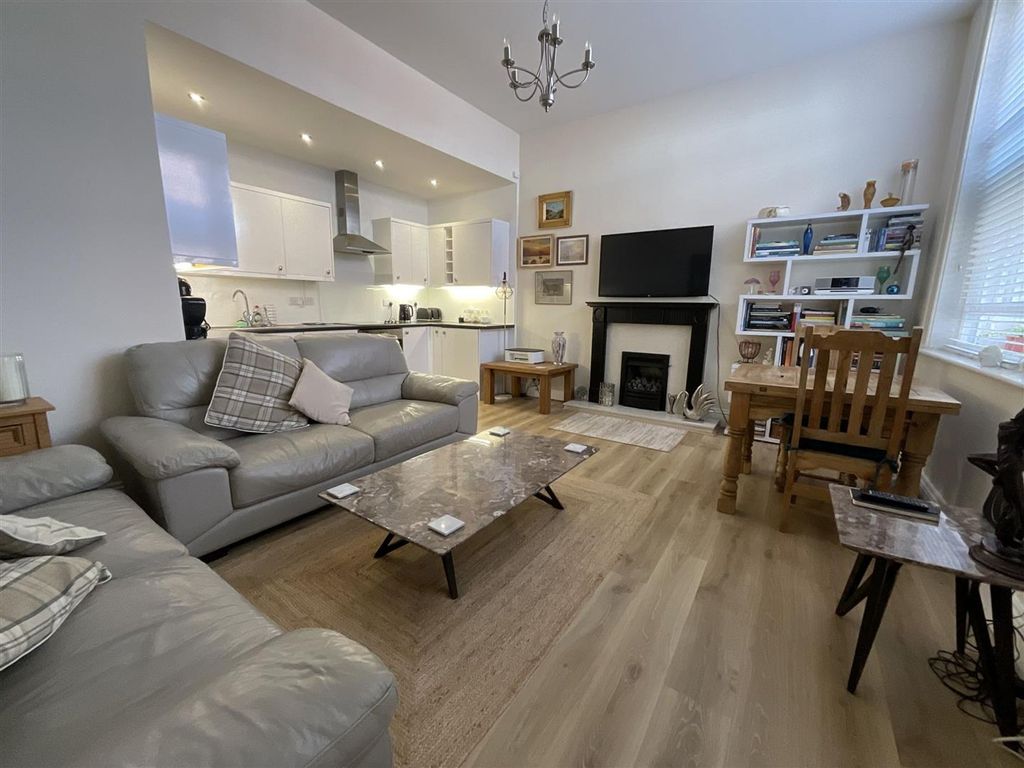 Property photo 2 of 8 Img_0434.Jpeg