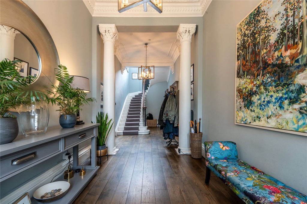 Property photo 2 of 30 Hallway