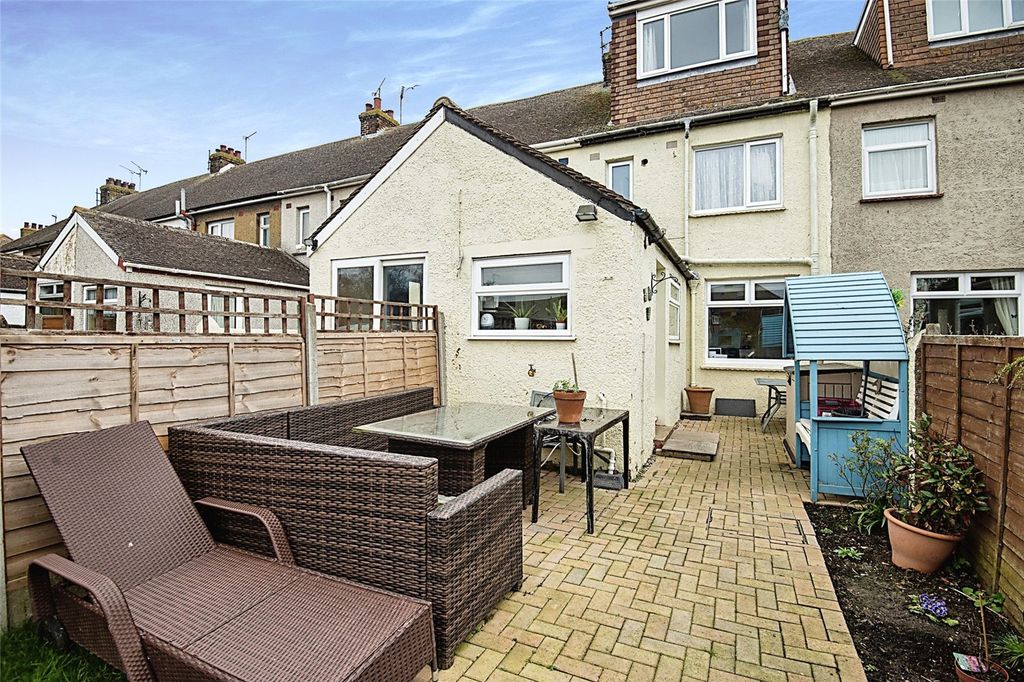 Property photo 2 of 15 Picture No. 10