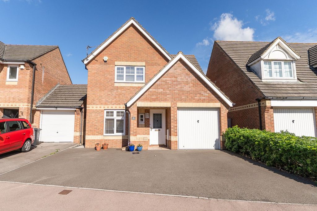 Property photo 1 of 24