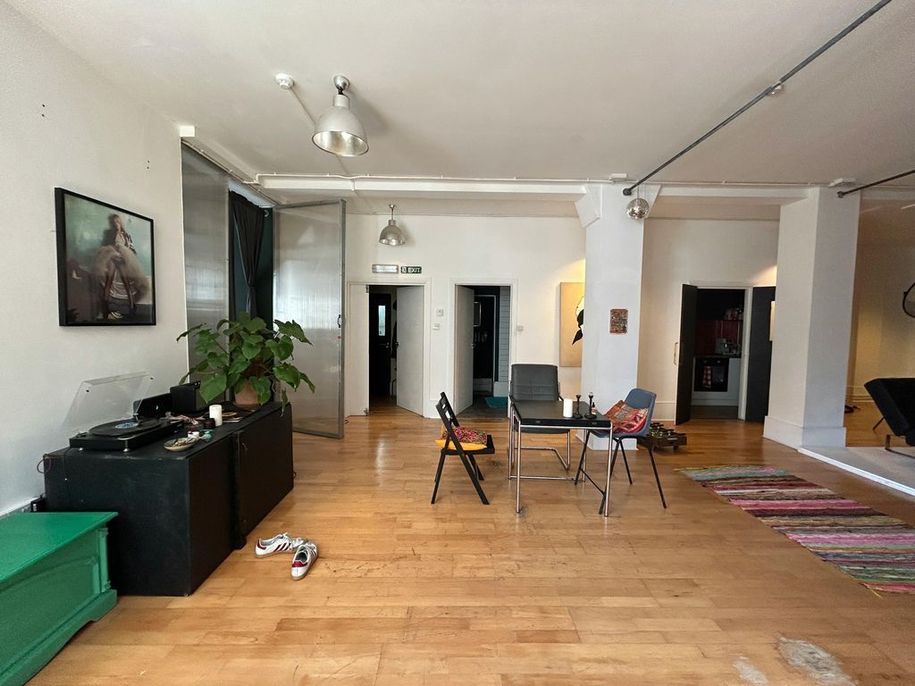 Property photo 3 of 9 Img_2186.Jpg
