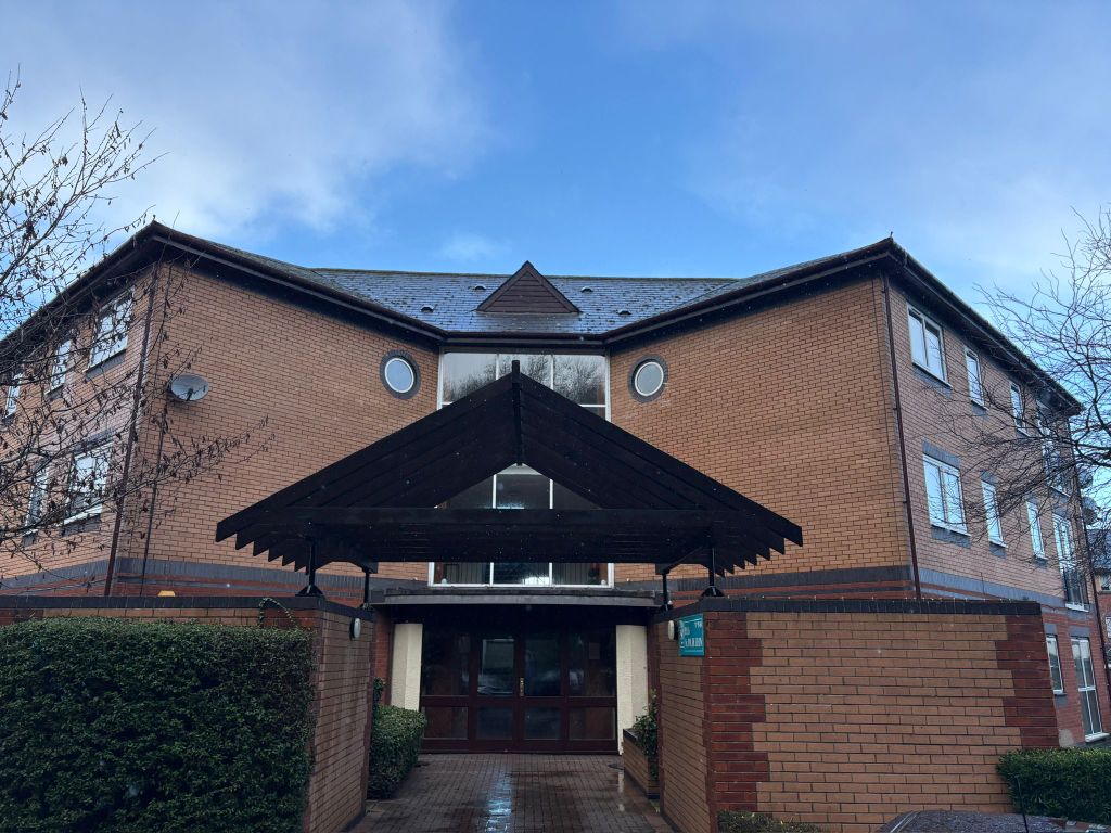 Property photo 1 of 9