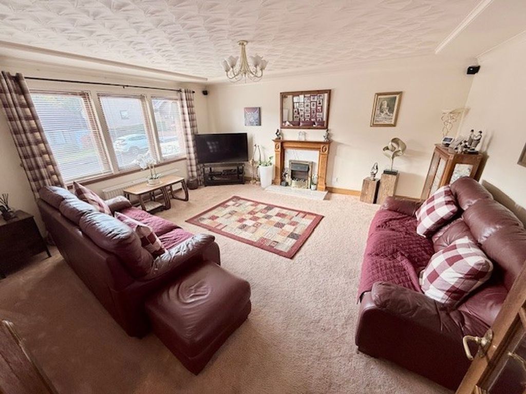 Property photo 3 of 26