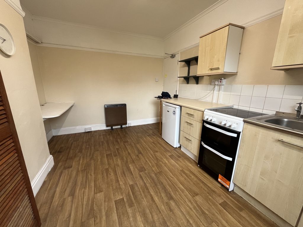 Property photo 2 of 9 Img_4648