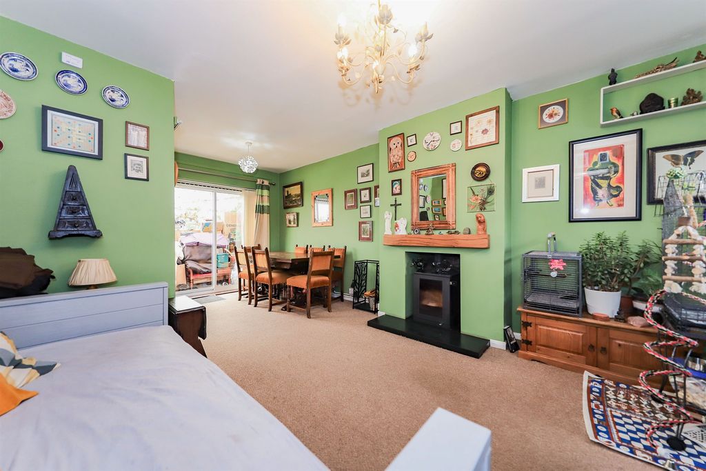Property photo 3 of 19