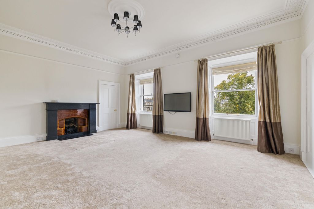 Property photo 1 of 50