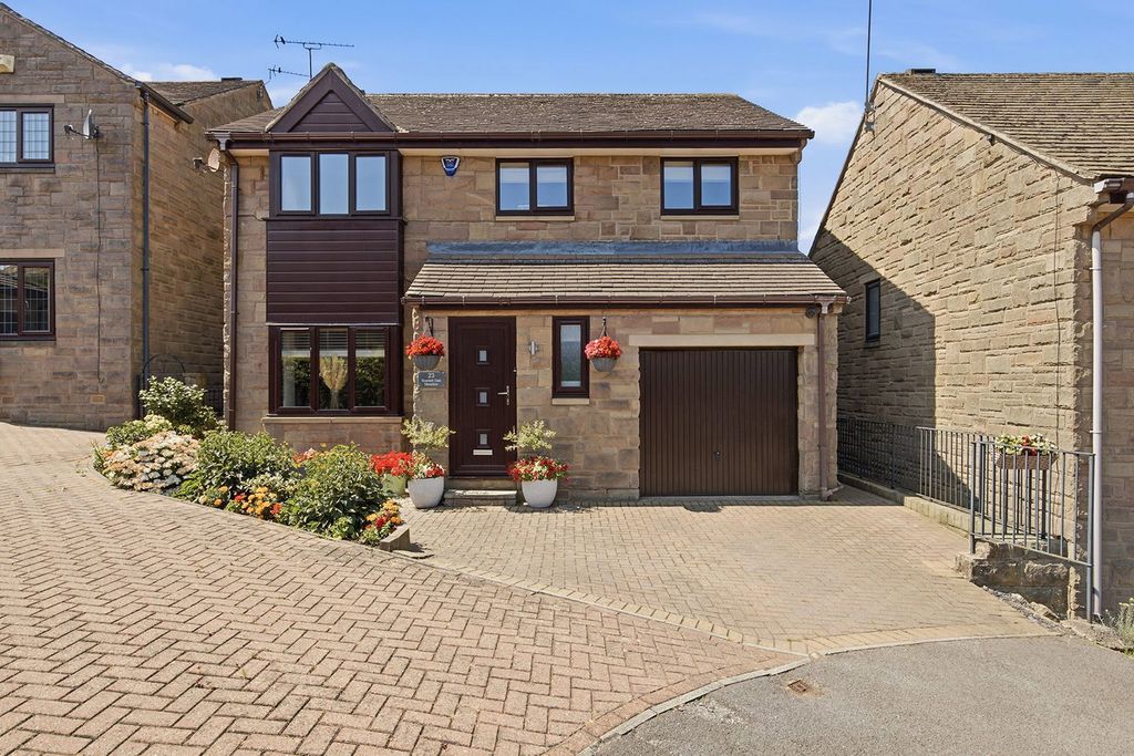 Property photo 1 of 31