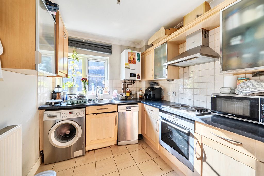 Property photo 3 of 11 1-6Abba140120Bb-1...