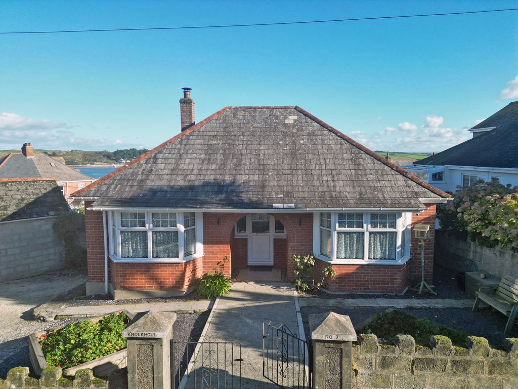 Property photo 2 of 12 Photo 2