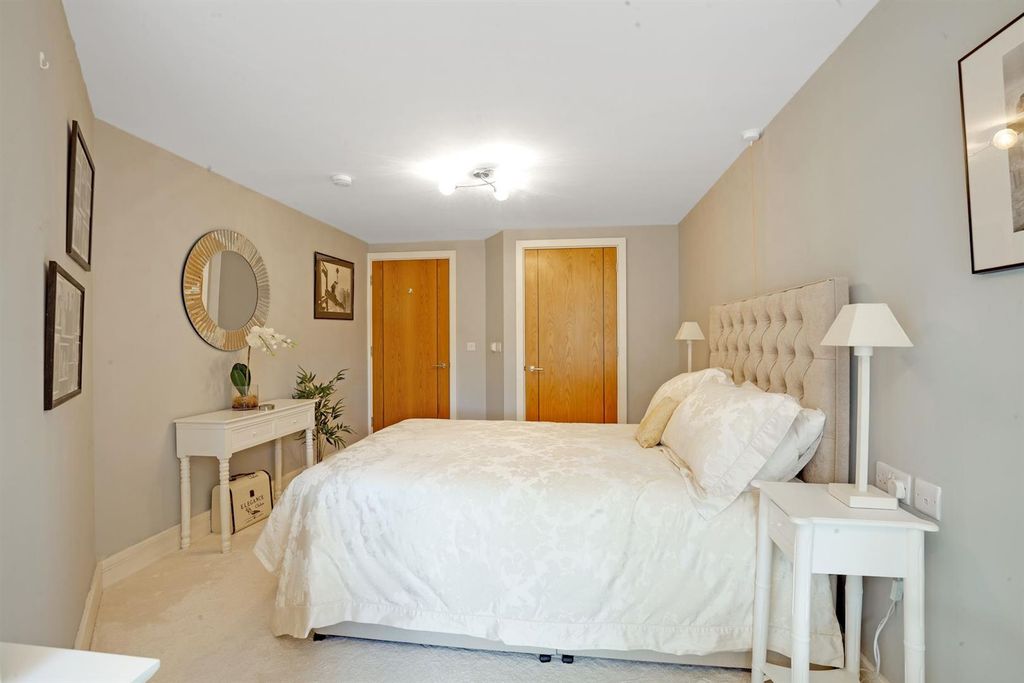 Property photo 3 of 15 05-d2F4Pdmcs 48 Weighbridge Crt (25)-Medium.Jpg