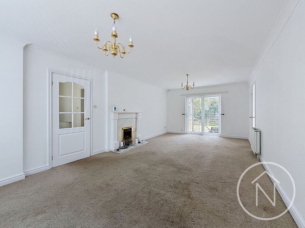 Property photo 3 of 19
