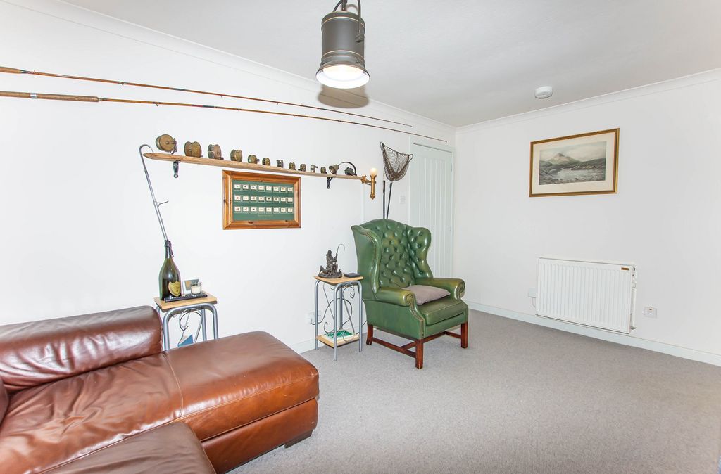 Property photo 3 of 12 Not Specified