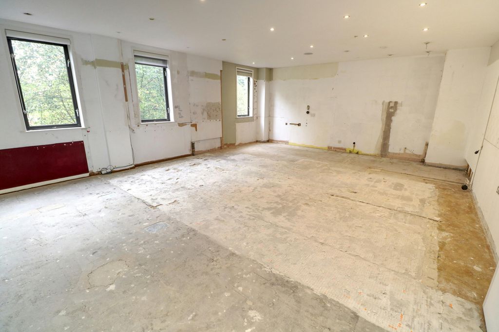 Property photo 3 of 3 Internal 2.Jpg
