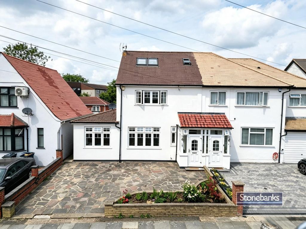 Property photo 3 of 16 20.Png