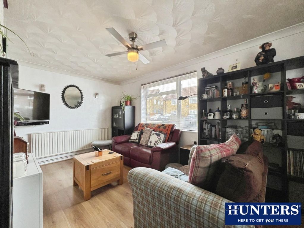 Property photo 3 of 22