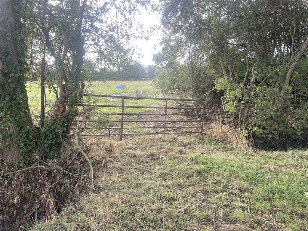 Property photo 3 of 6 Access