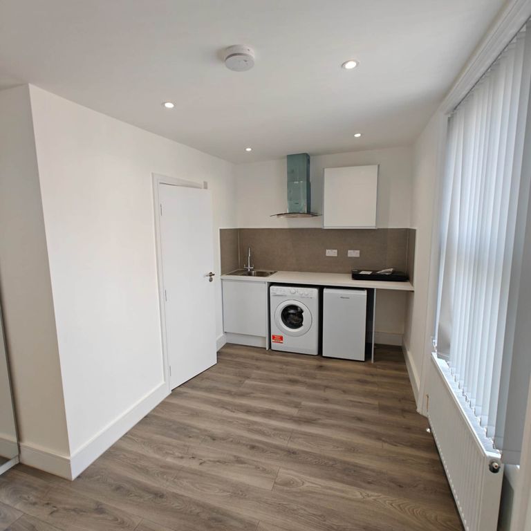 Property photo 2 of 3