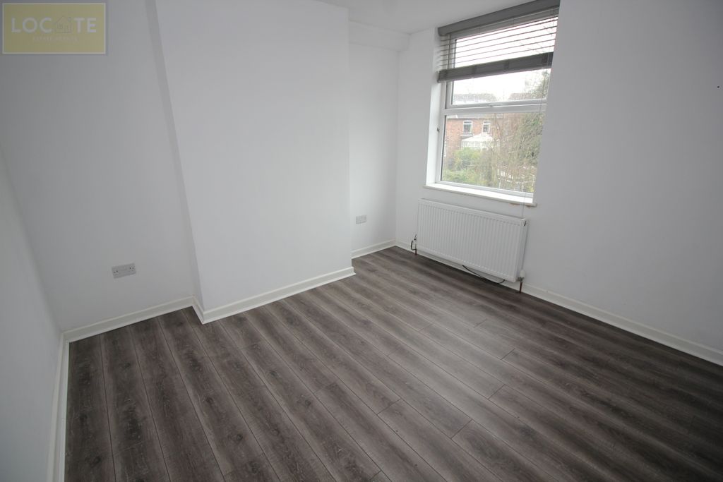 Property photo 3 of 8 Img_8898.Jpg