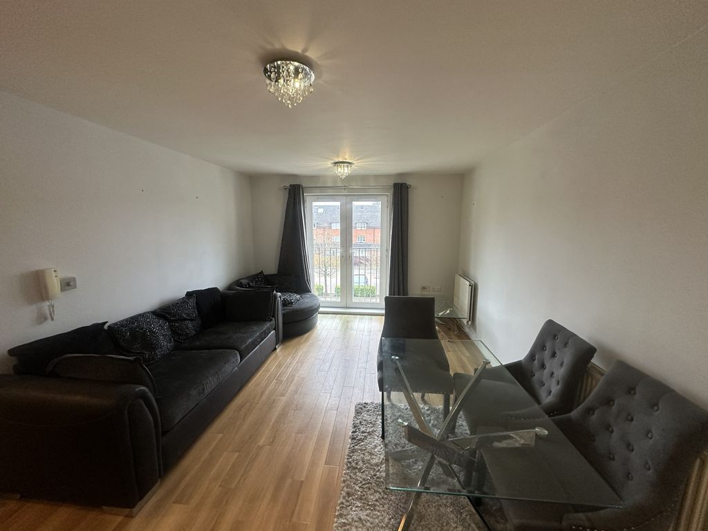 Property photo 3 of 9