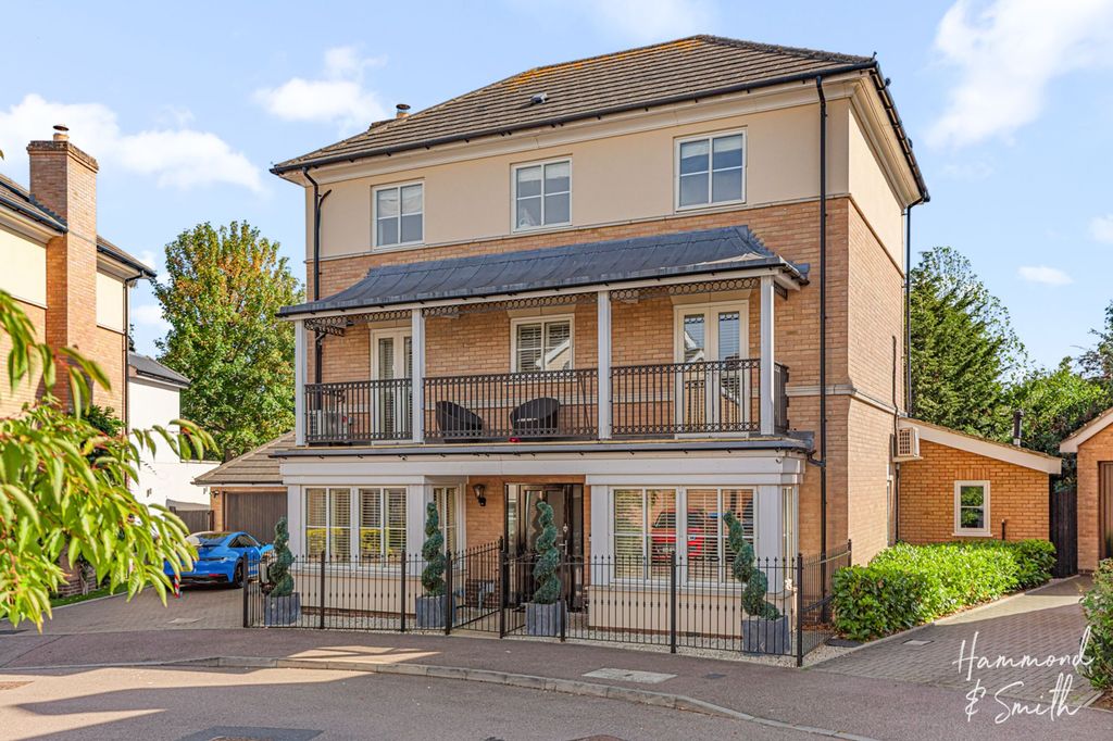 Property photo 1 of 28