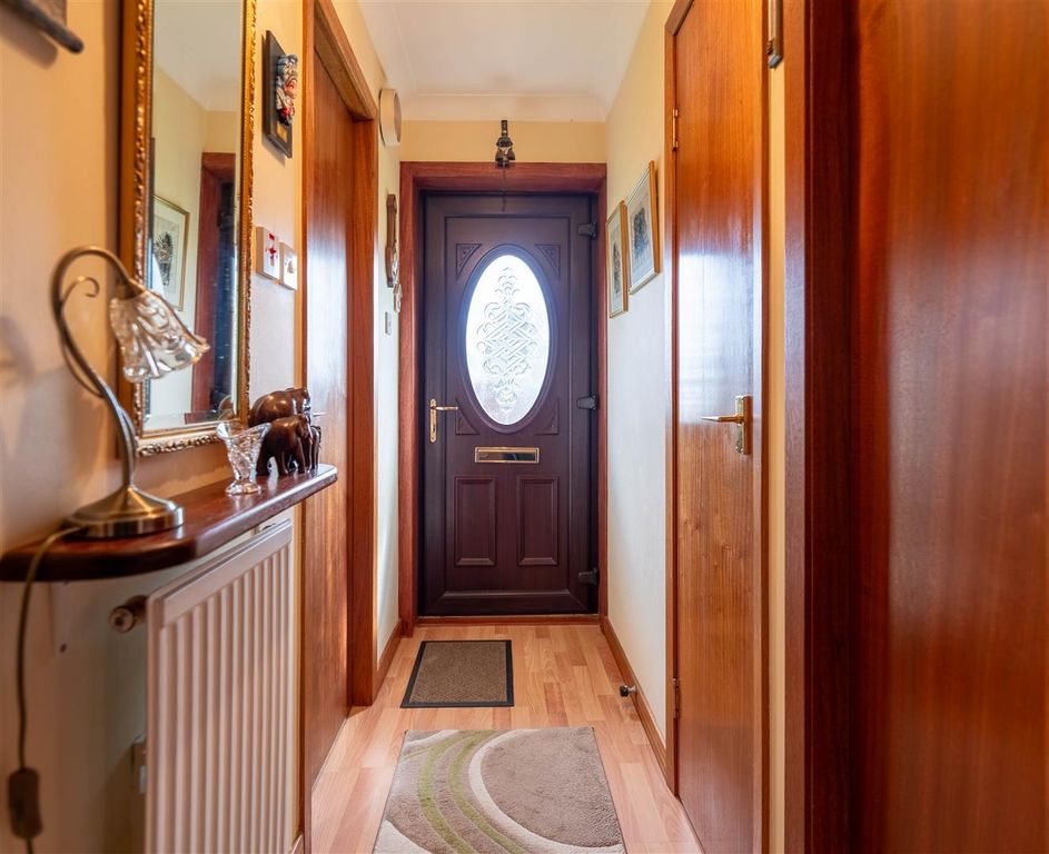 Property photo 3 of 30 Dsc02331-Hdr.Jpg