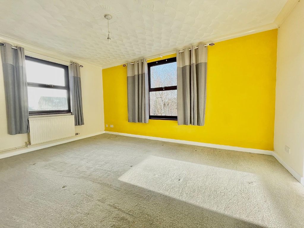 Property photo 3 of 9 Img_9010.Jpeg