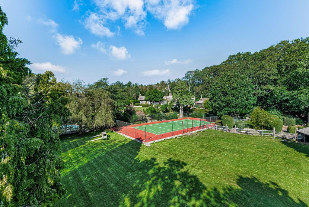 Property photo 3 of 41