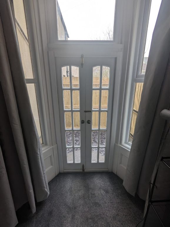 Property photo 3 of 4