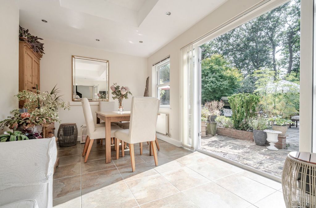 Additional image 8 of 6 bed detached house for saleFarnham Road, Liss GU33